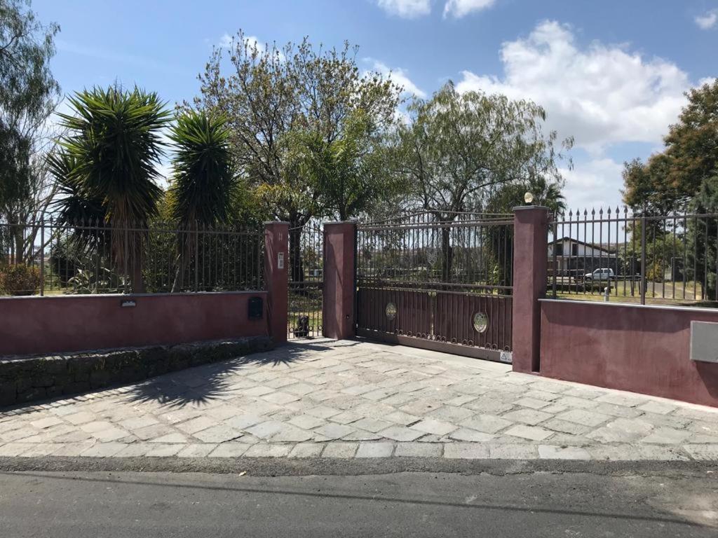 Holiday House Start Point Apartamento Aci Bonaccorsi Exterior foto